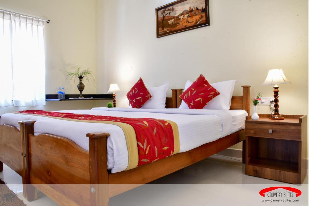 Cauvery Suites マディケーリ エクステリア 写真