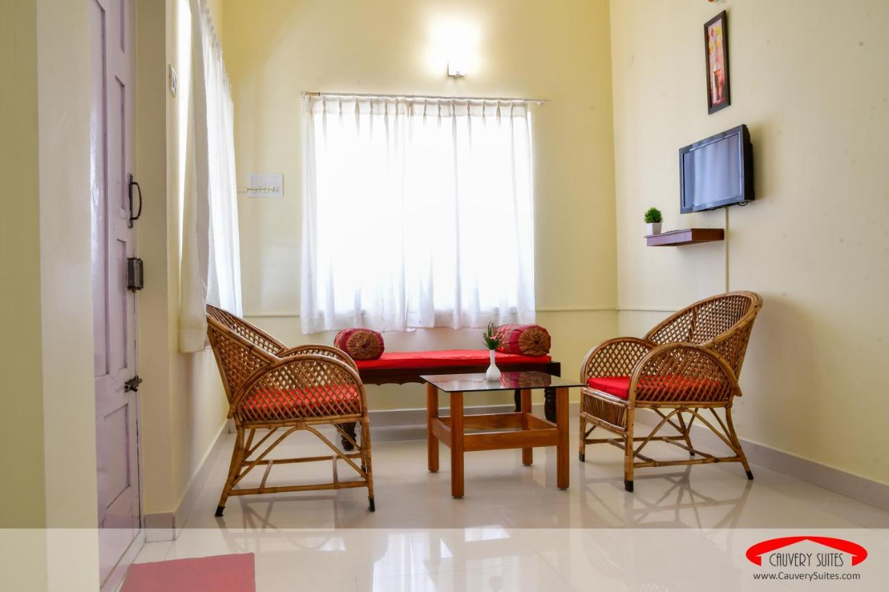 Cauvery Suites マディケーリ エクステリア 写真